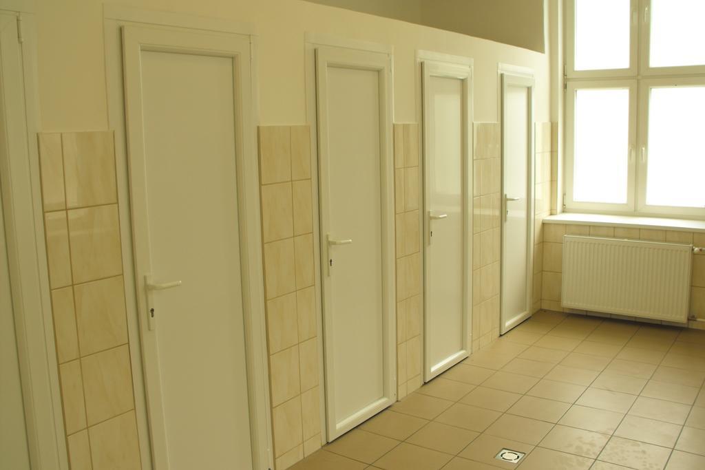 Mogyorodi Hostel บูดาเปสต์ ห้อง รูปภาพ